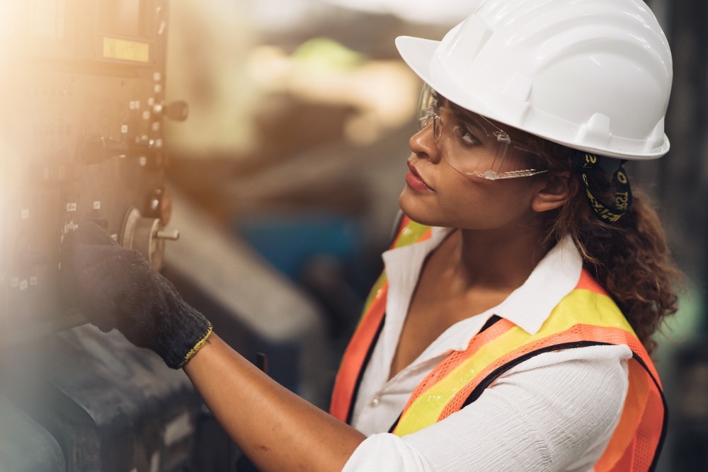 Woman completing frontline employee training.